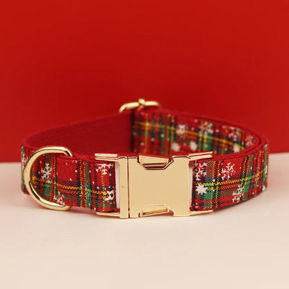Harnais pour chien avec collier rouge de Noël à motifs festifs
